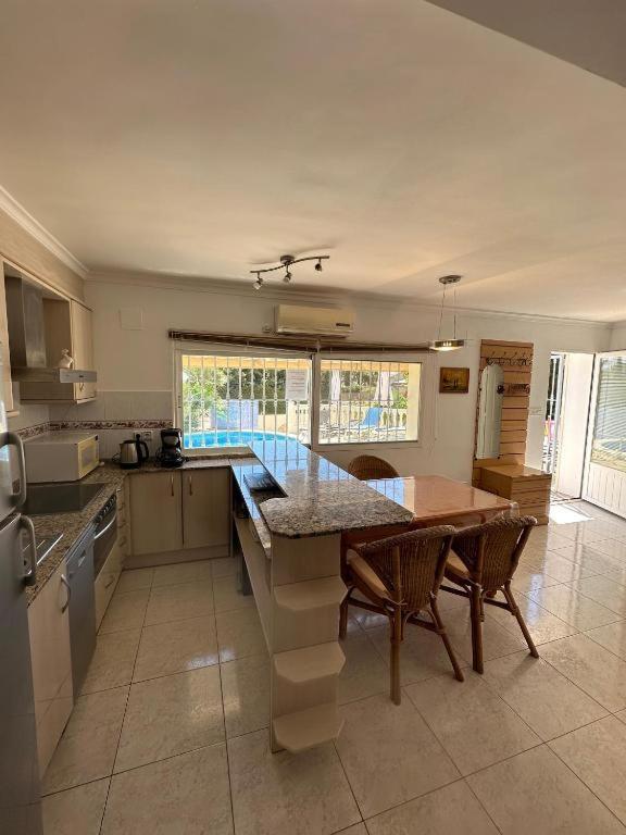 Apartamentos En La Villa Con El Territorio Comun En Calpe Esterno foto
